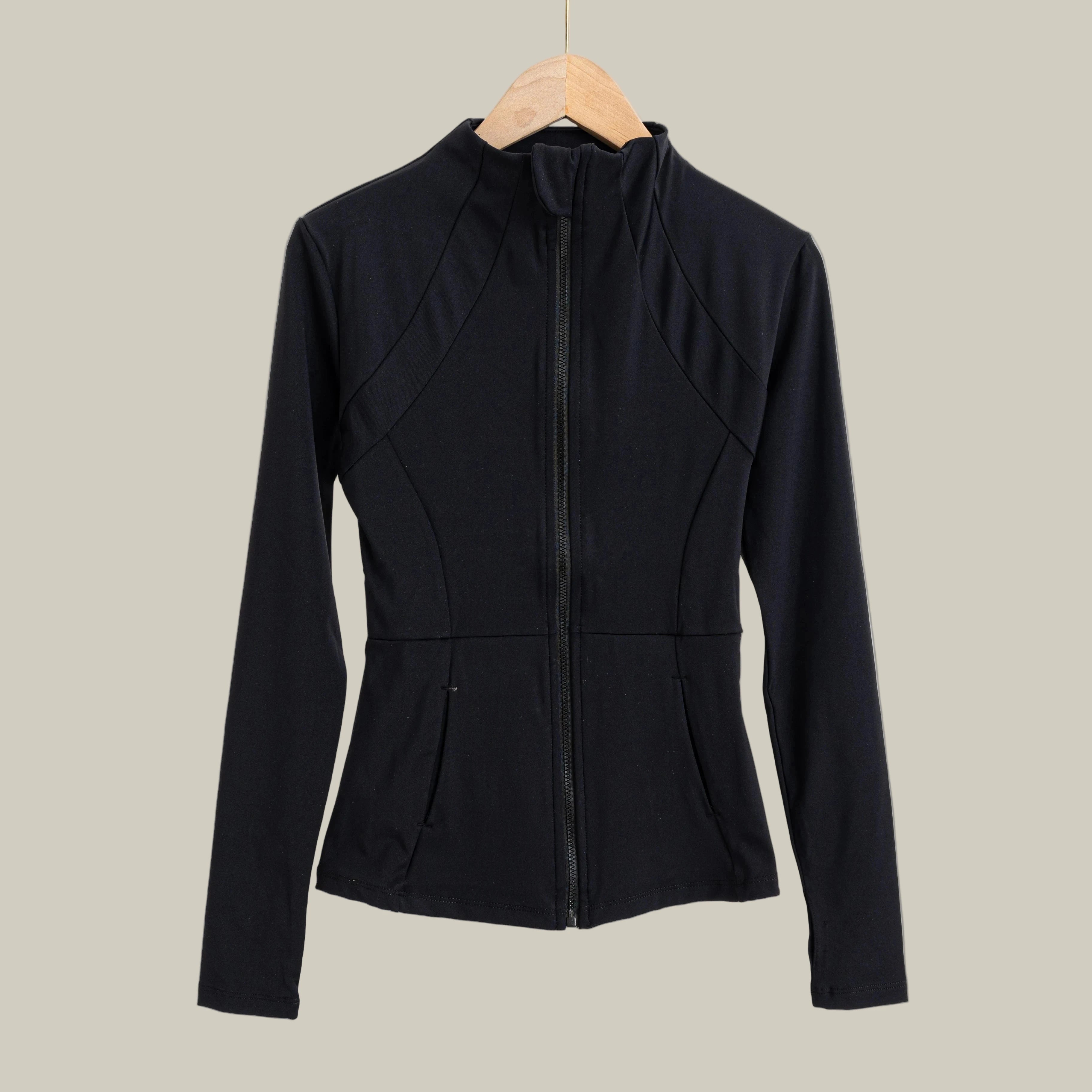 Long-Sleeve Gym Top – Women Black